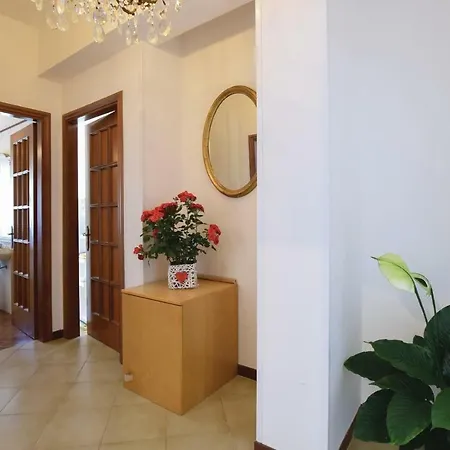 Two-bedroom In 公寓 *
